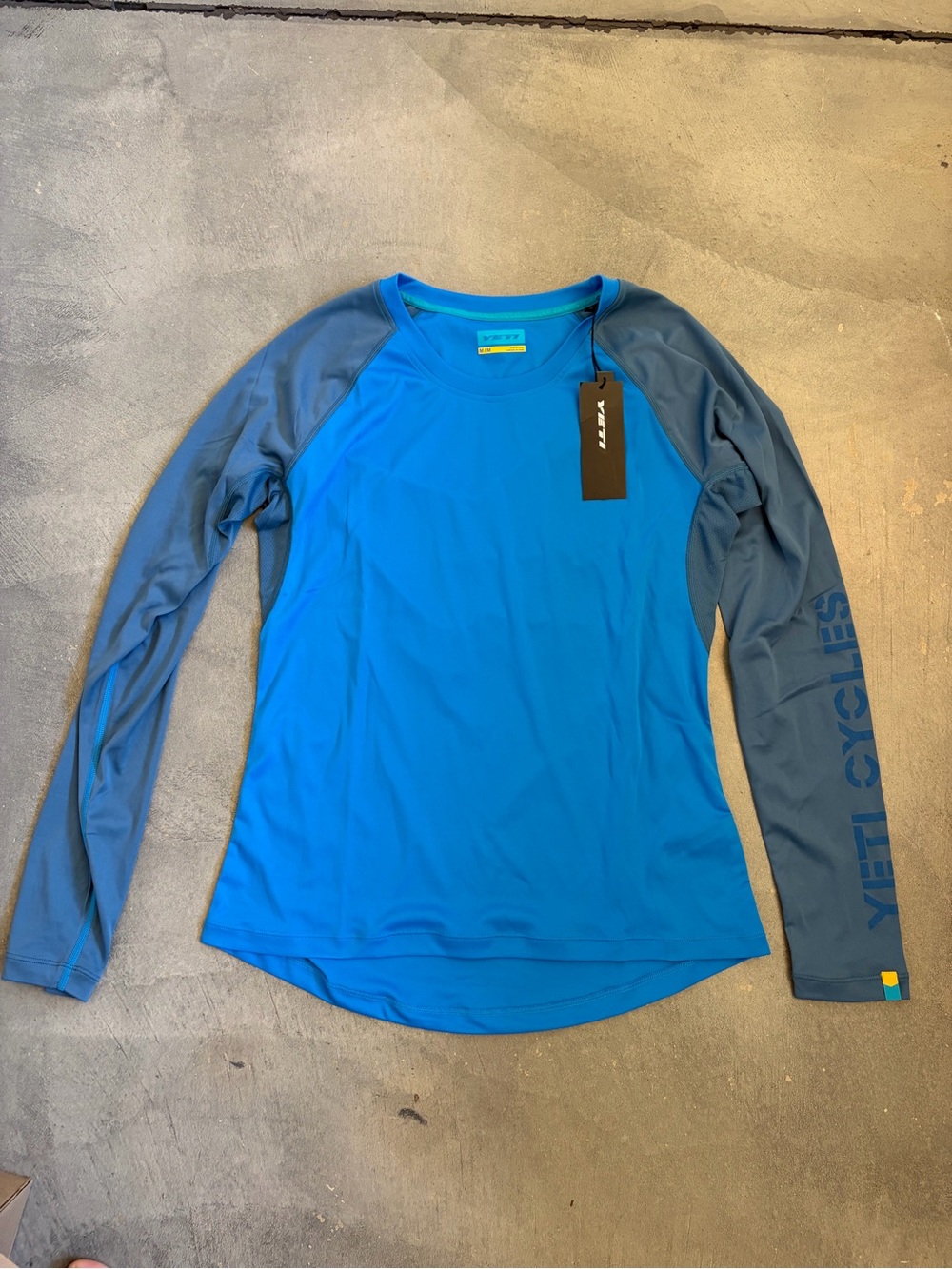 Yeti Cycles Women's Long Sleeve Bike Top - Blue